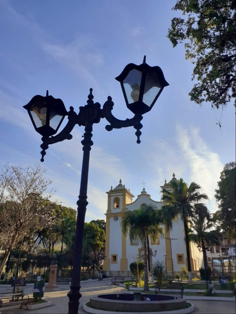 Igreja Matriz e Praça da Matriz em São José do Barreiro
